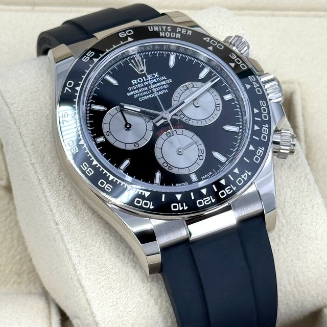 Rolex Daytona 126519 LN Image 2